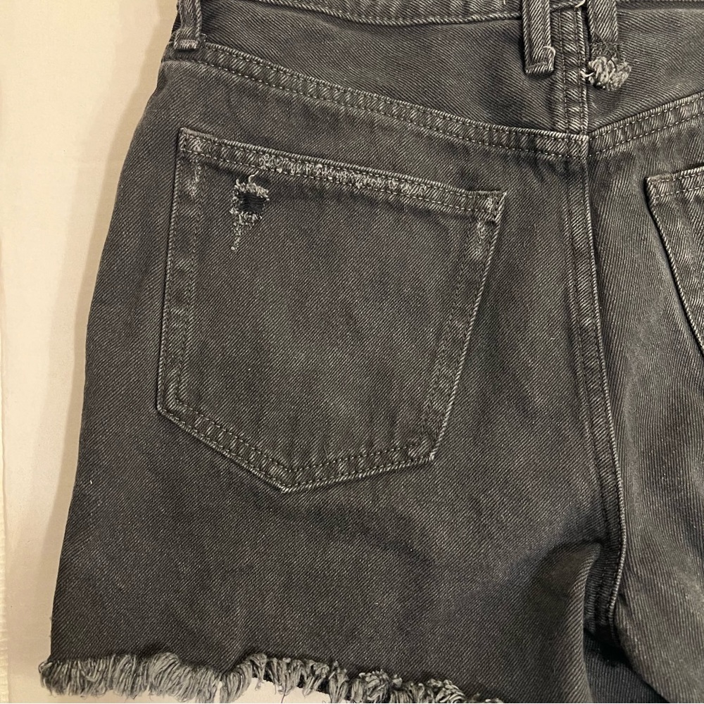 We the Free by Free People Shorts Distressed Denim Button Fly Black Size 30 - Picture 7 of 13